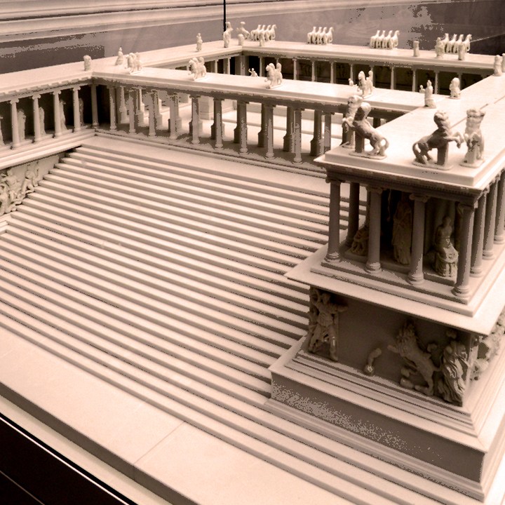 Altare di Zeus Sother e Athena Nikephoros a Pergamo (ricostruzione), 166-156 a.C.