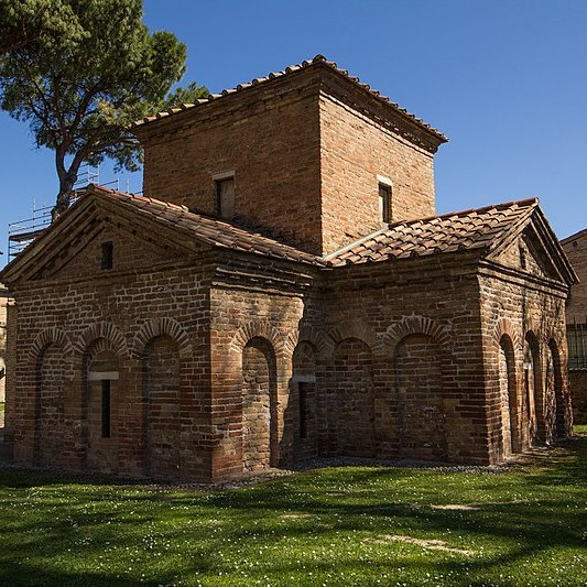 Mausoleo di Galla Placidia, esterno, dopo il 425 d.C. Ravenna
